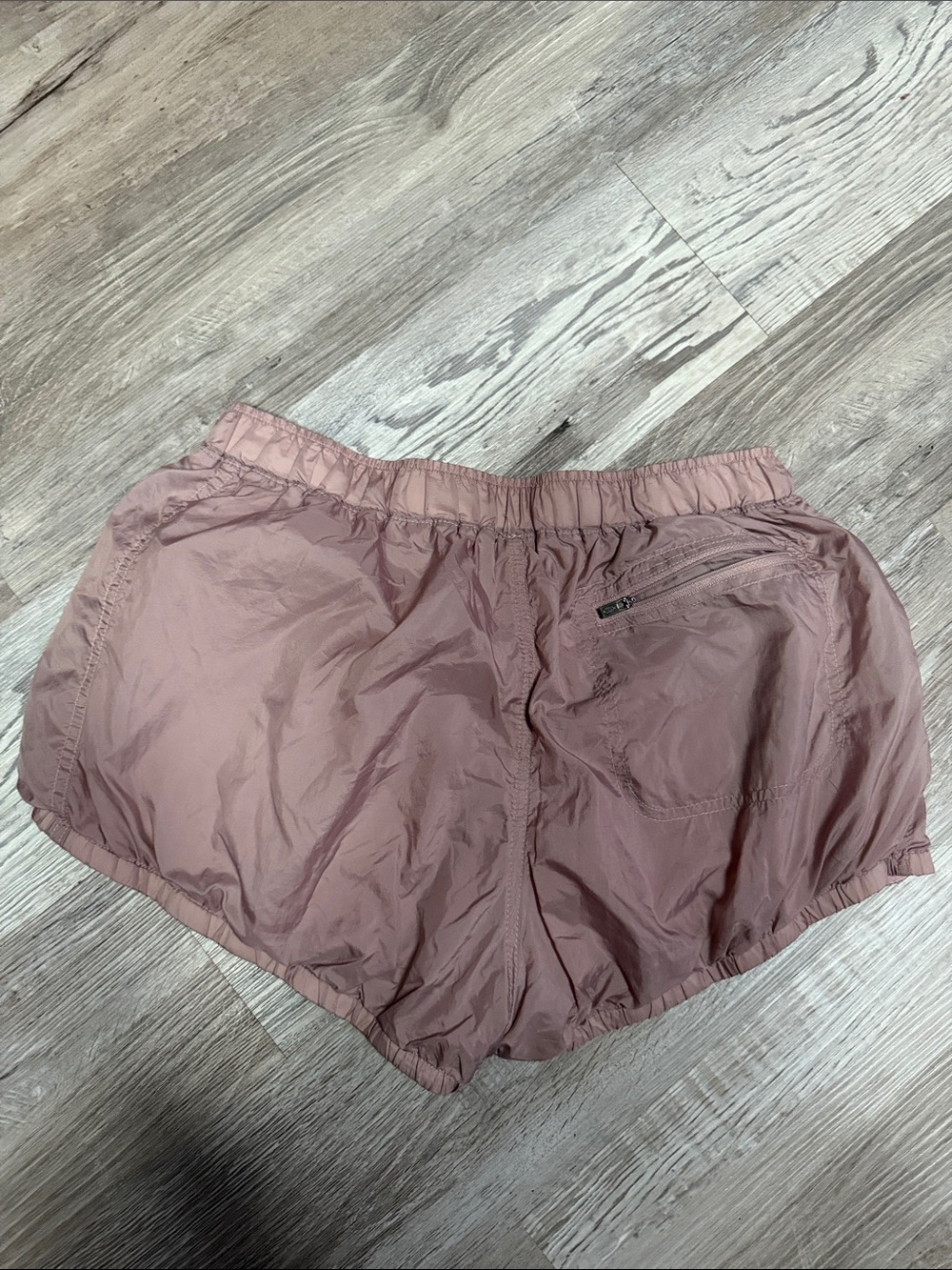 FP Movement by Free People Sunshine Bubble Hem Mauve Shorts Size M - Picture 4 of 8